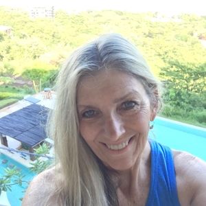 Meet your Posher, Janet